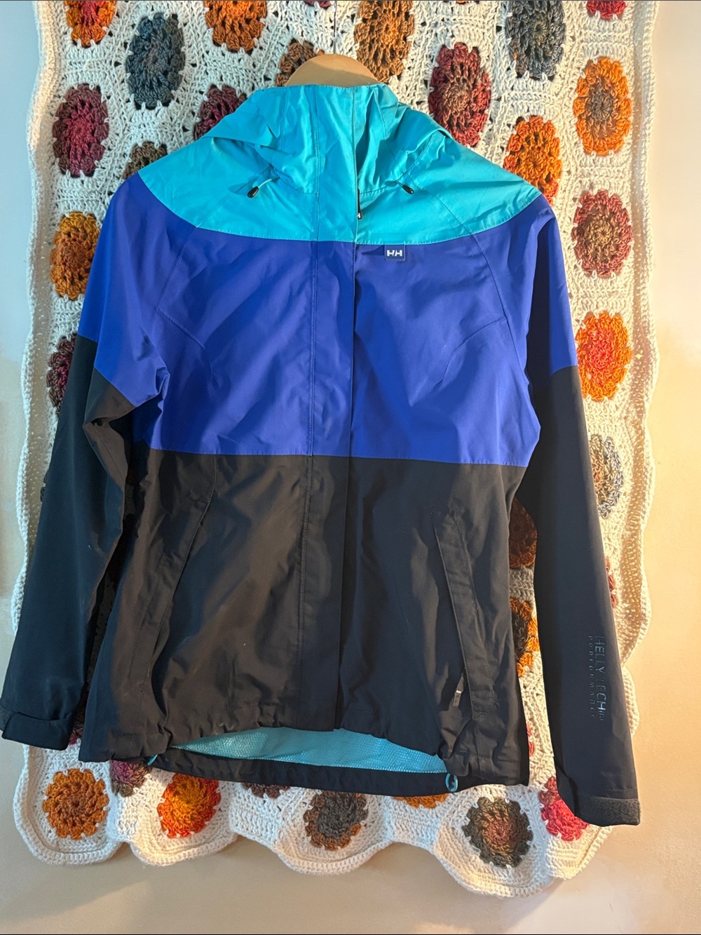 Helly Hansen Women's Colorblock Rain Jacket in Turquoise, Royal Blue & Black